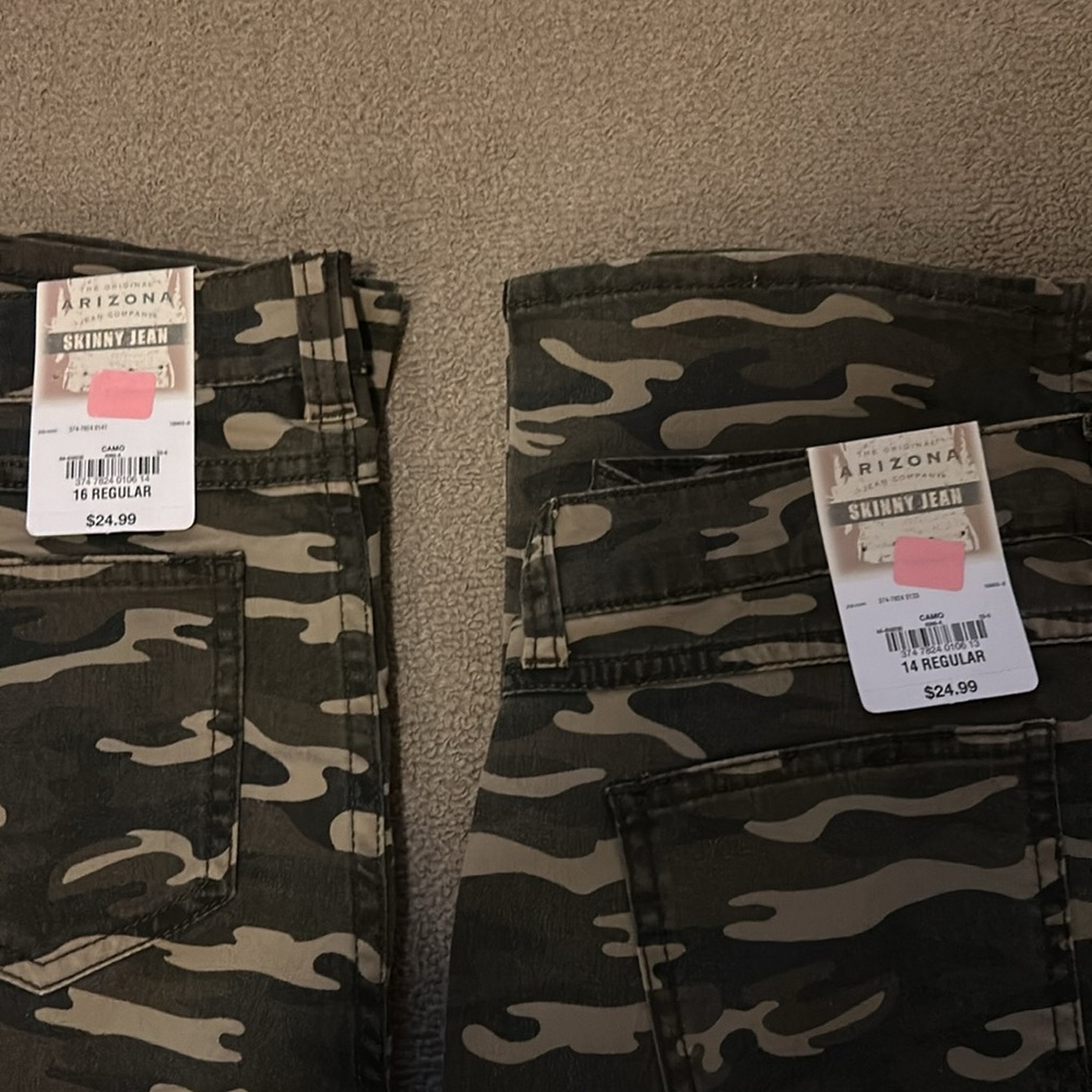 NWT Kid Girl Arizona Camouflage skinny jeans - two pairs - Picture 6 of 6
